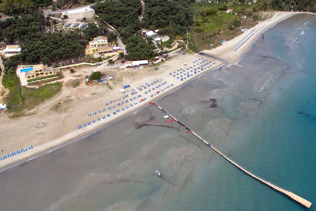 Kalamaki Apraos beach